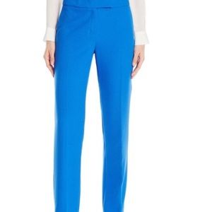 NWOT Tahari crepe pants